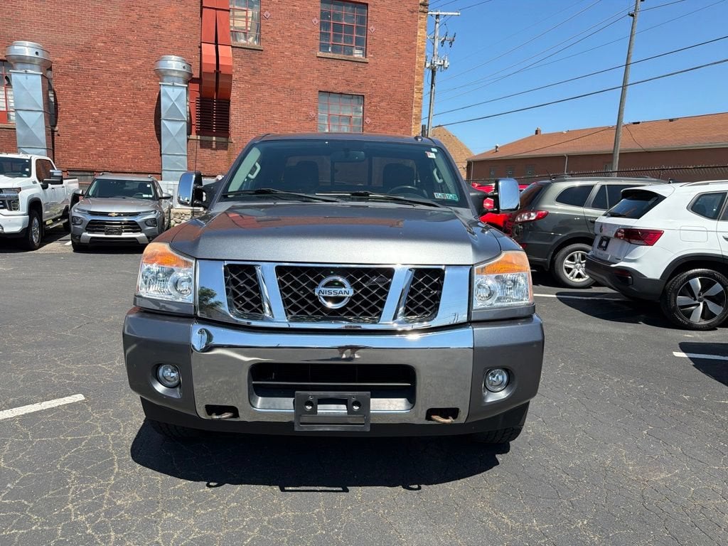 2015 Nissan Titan SV