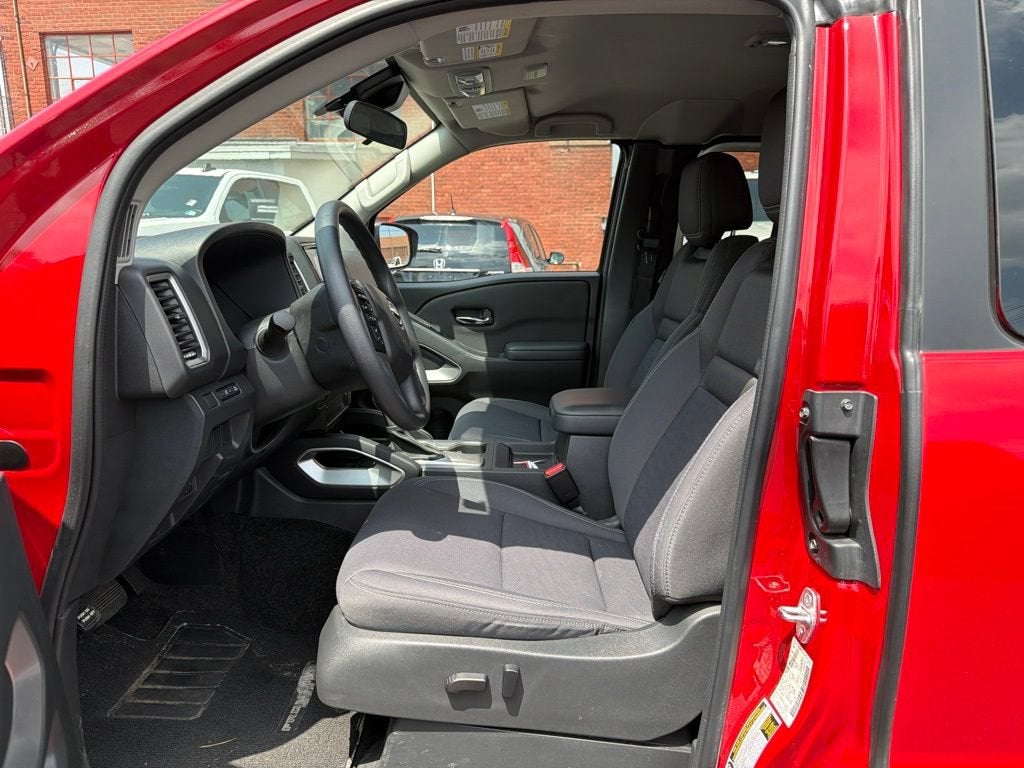 2023 Nissan Frontier King Cab SV 4x4