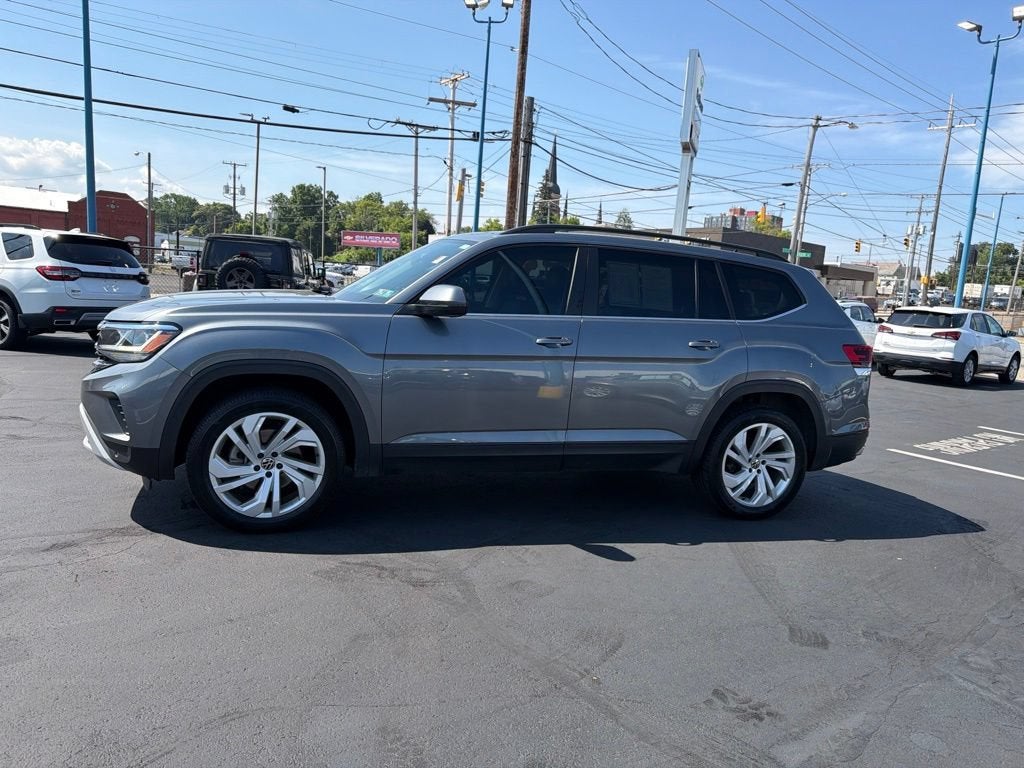 2022 Volkswagen Atlas 3.6L V6 SE w/Technology