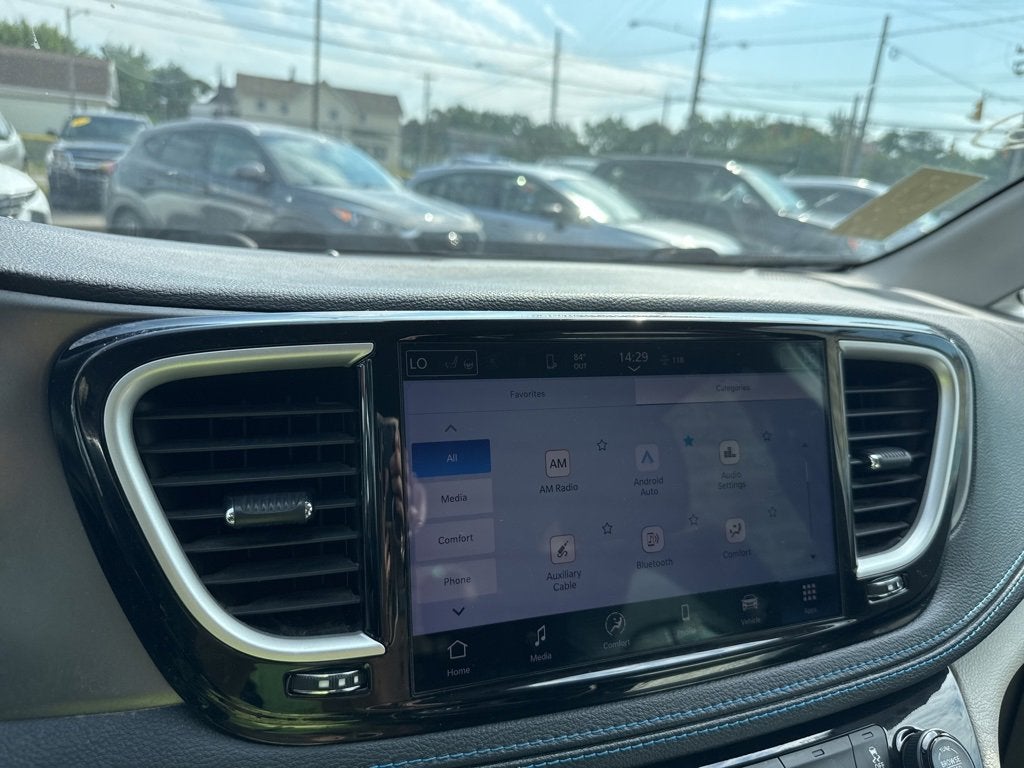 2021 Chrysler Pacifica Touring L