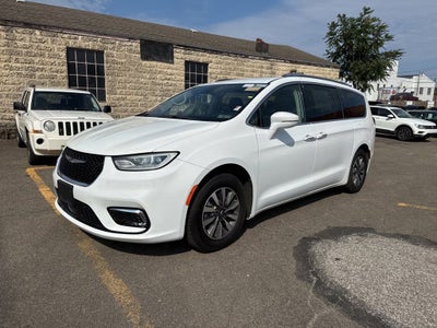 2021 Chrysler Pacifica Touring L