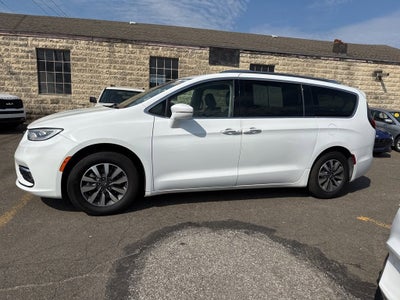 2021 Chrysler Pacifica Touring L