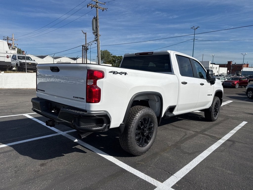 2026 Chevrolet Silverado 2500 HD Custom