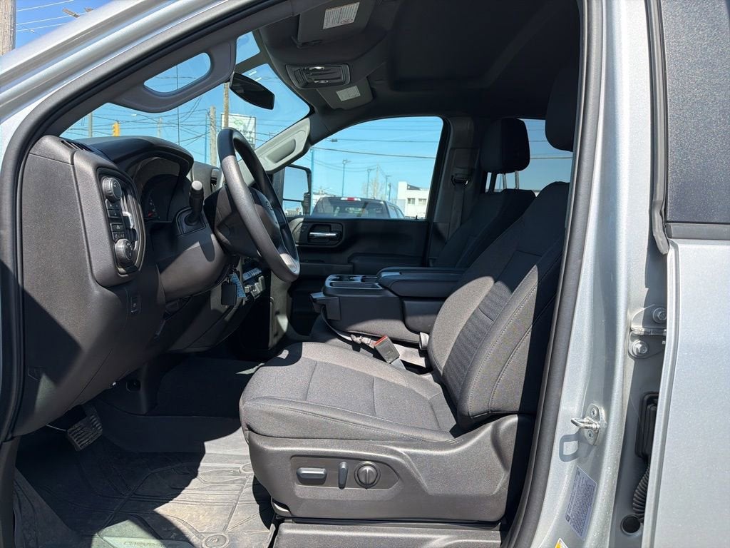 2023 Chevrolet Silverado 2500 HD Custom