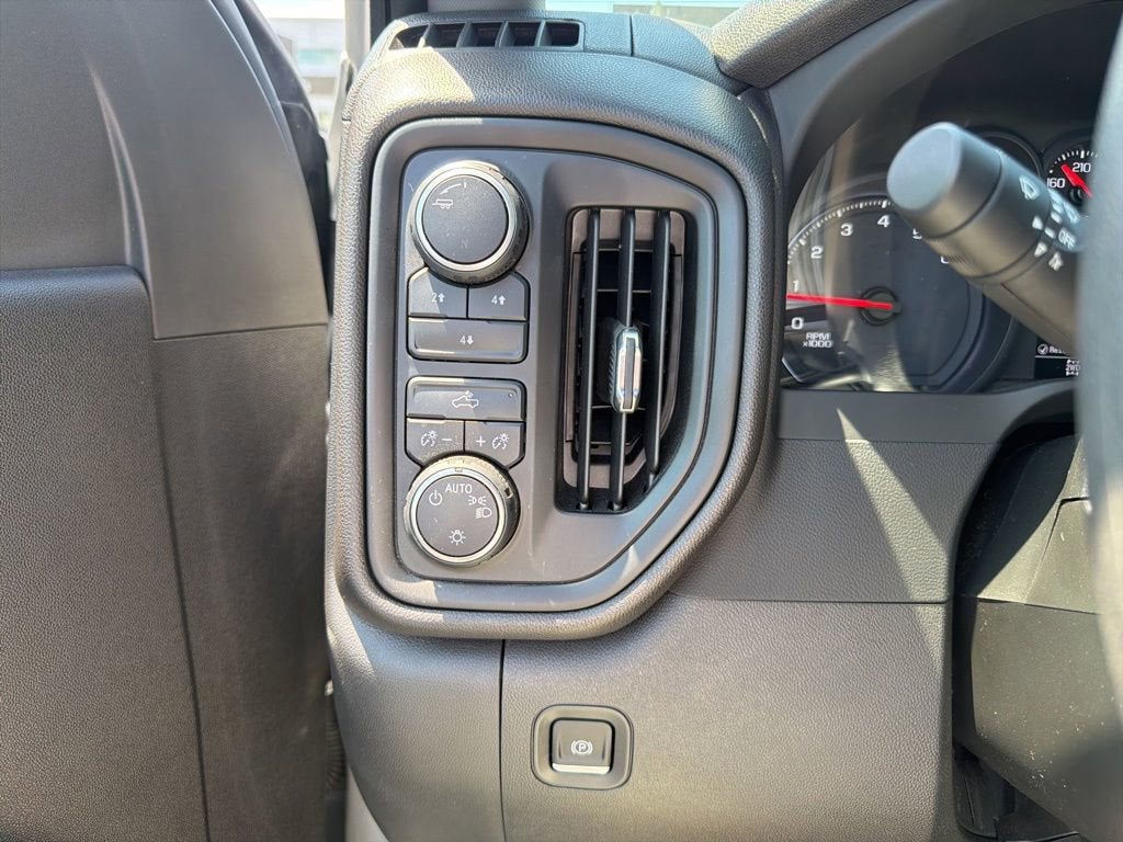 2023 Chevrolet Silverado 2500 HD Custom