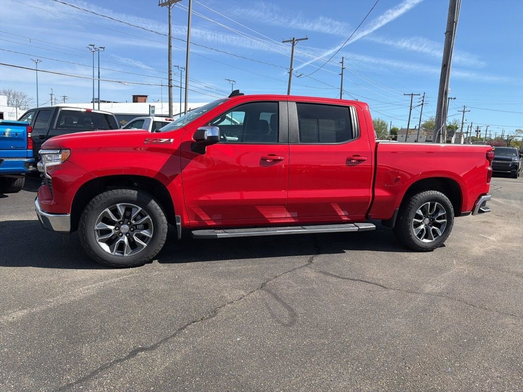 2025 Chevrolet Silverado 1500 LT
