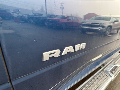 2022 RAM 2500 Tradesman Crew Cab 4x4 6'4" Box