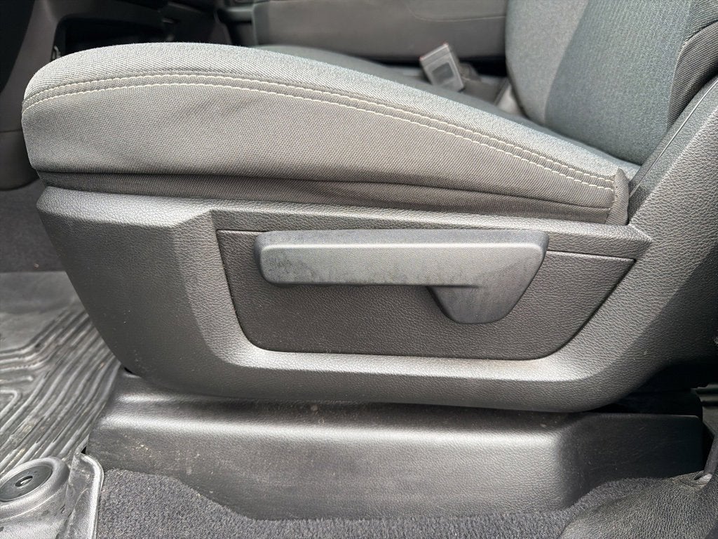 2022 RAM 2500 Tradesman Crew Cab 4x4 6'4" Box