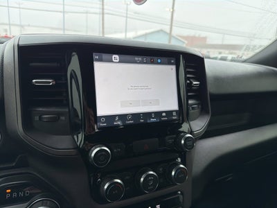 2022 RAM 2500 Tradesman Crew Cab 4x4 6'4" Box