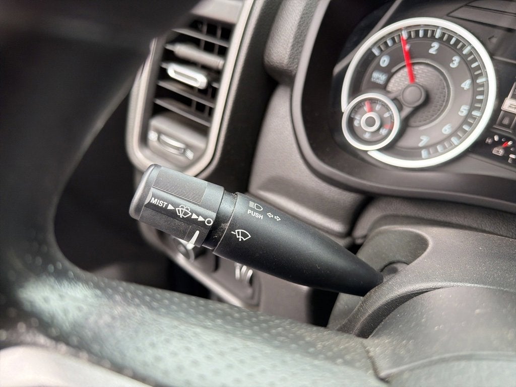 2022 RAM 2500 Tradesman Crew Cab 4x4 6'4" Box