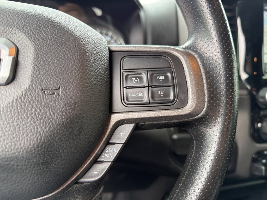 2022 RAM 2500 Tradesman Crew Cab 4x4 6'4" Box