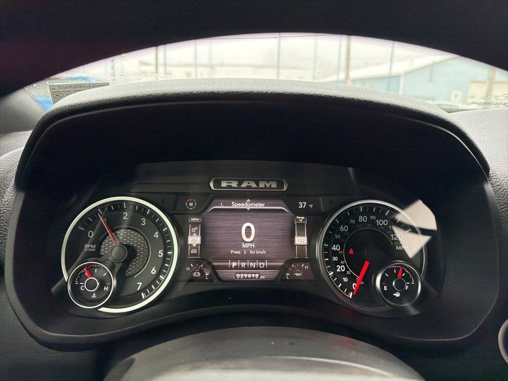 2022 RAM 2500 Tradesman Crew Cab 4x4 6'4" Box