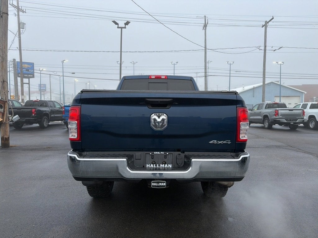 2022 RAM 2500 Tradesman Crew Cab 4x4 6'4" Box