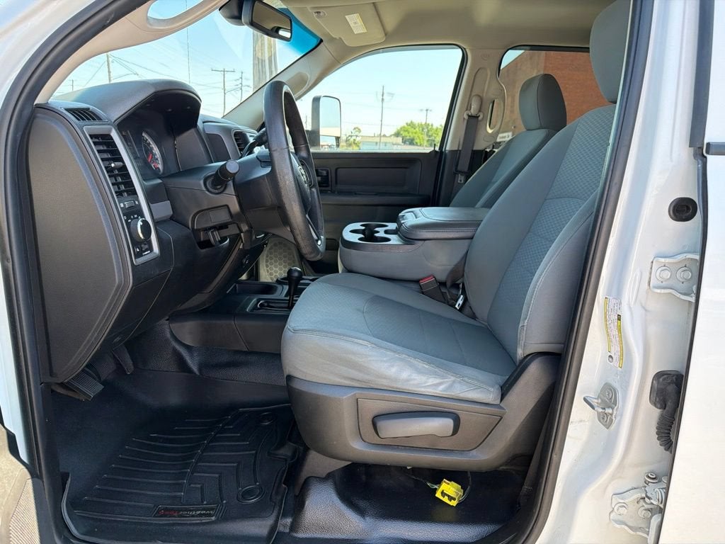 2018 RAM 2500 Tradesman Crew Cab 4x4 6'4" Box