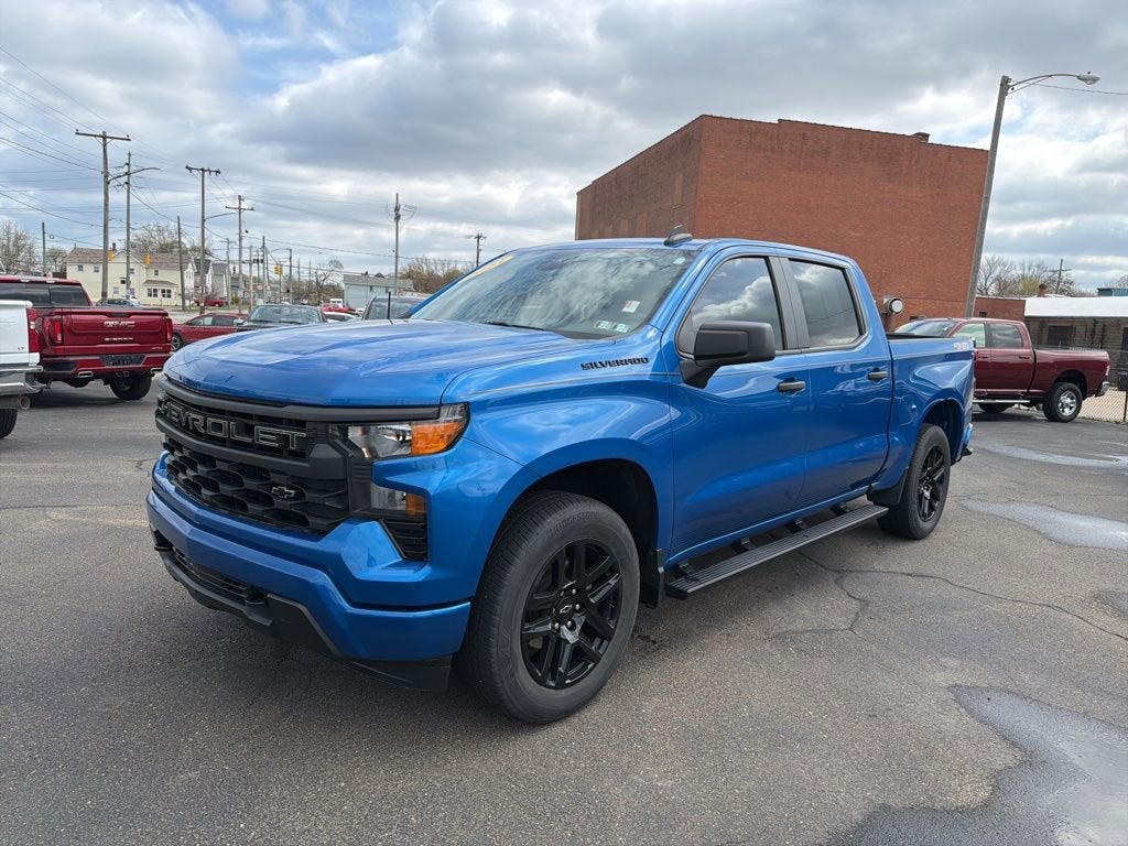 2023 Chevrolet Silverado 1500 Custom
