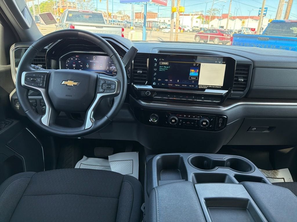 2024 Chevrolet Silverado 1500 LT (2FL)