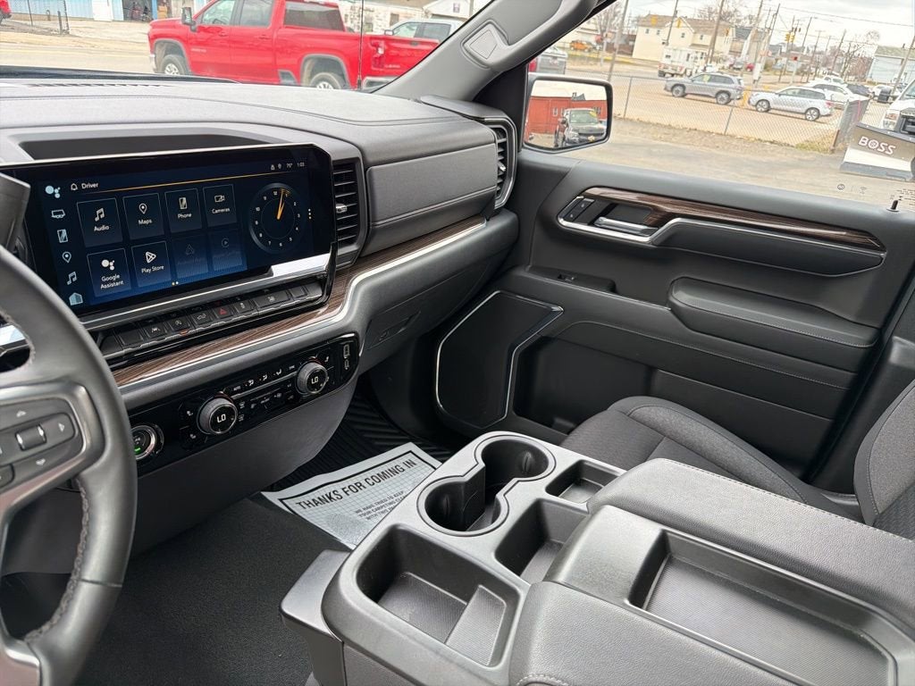 2024 Chevrolet Silverado 1500 LT (2FL)