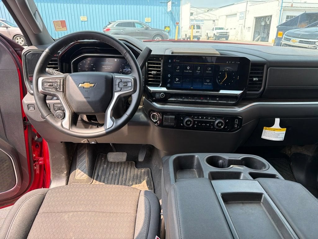 2025 Chevrolet Silverado 1500 LT (2FL)