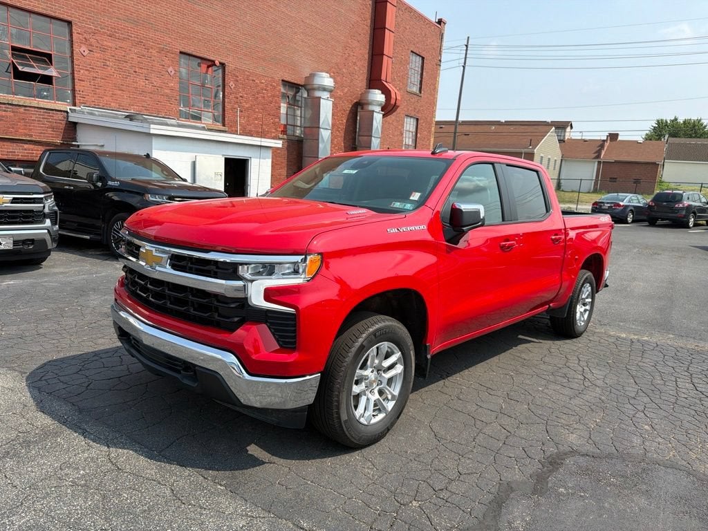 2025 Chevrolet Silverado 1500 LT (2FL)