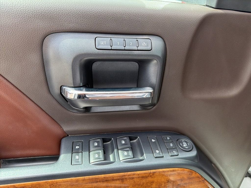 2016 Chevrolet Silverado 1500 High Country