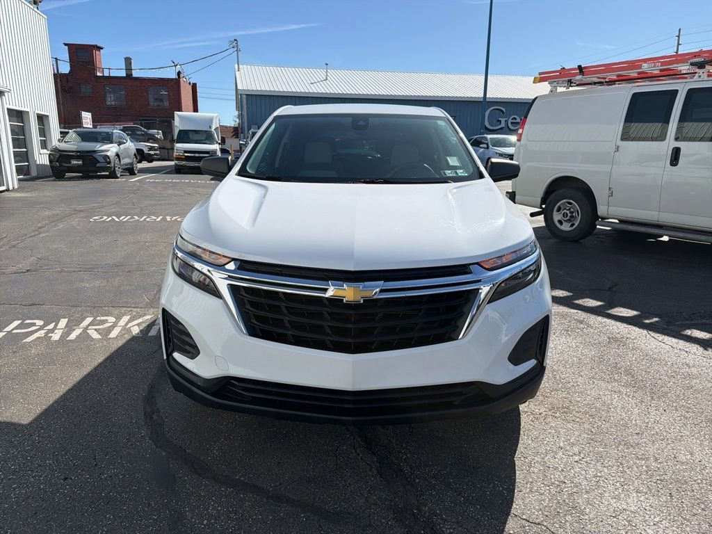 2023 Chevrolet Equinox LS