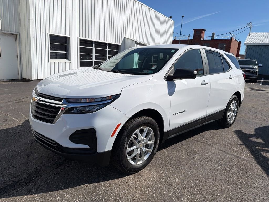 2023 Chevrolet Equinox LS