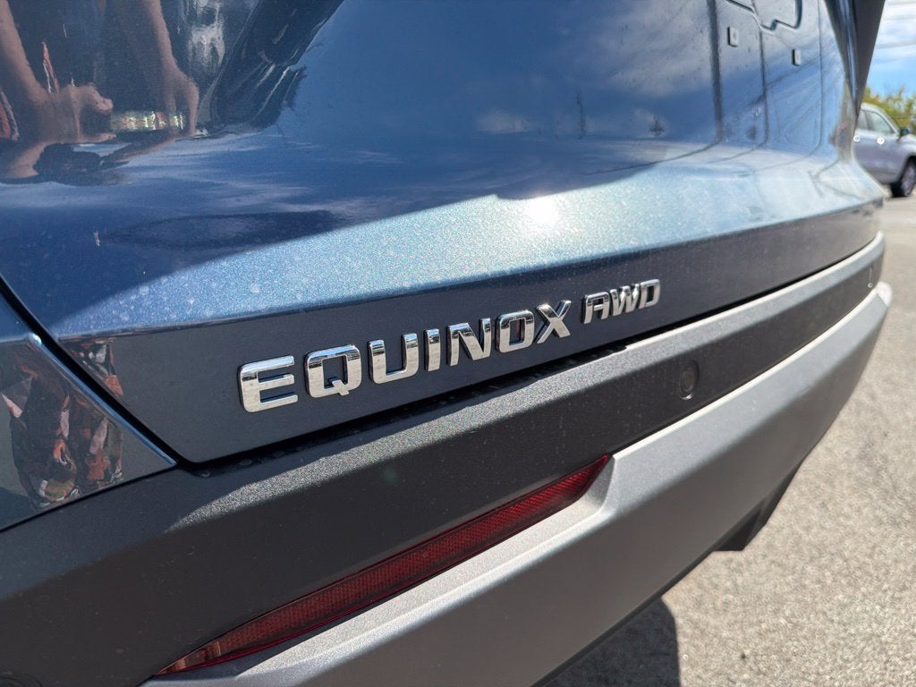 2027 Chevrolet Equinox LT - Photo 11