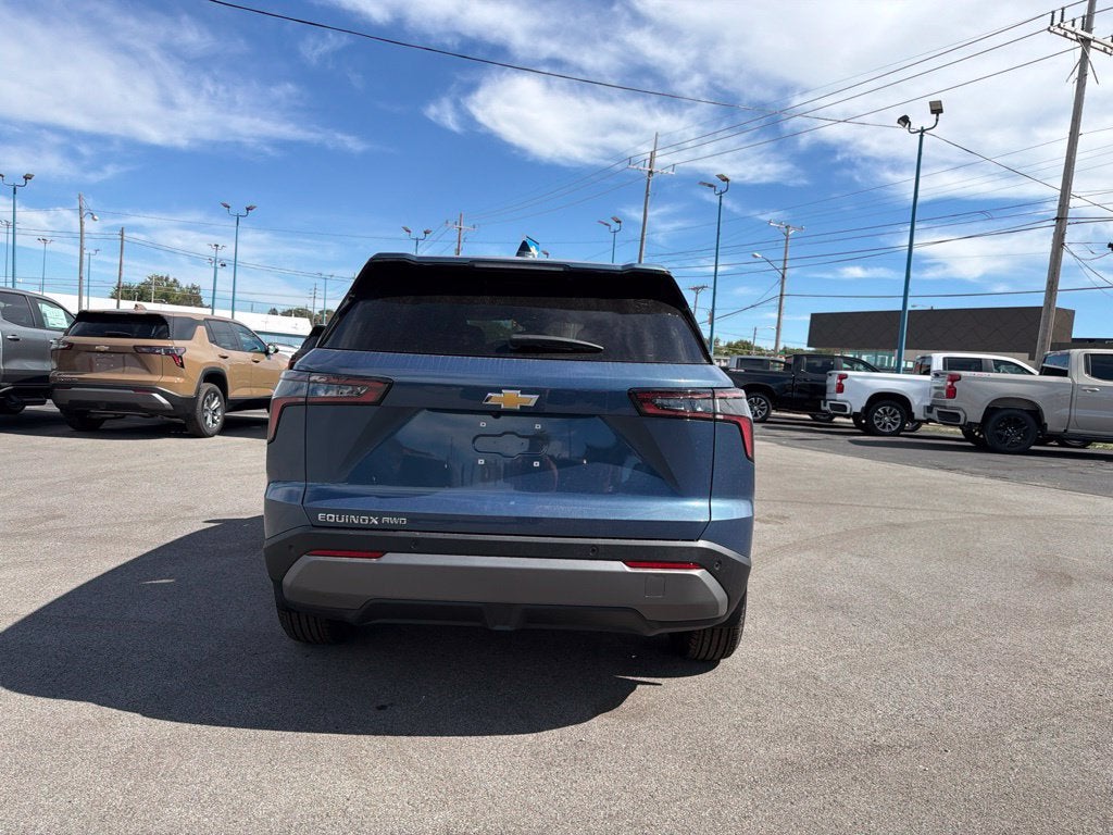 2027 Chevrolet Equinox LT - Photo 6