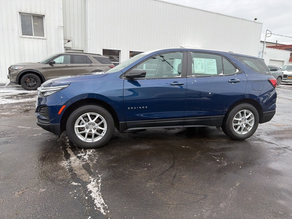 2023 Chevrolet Equinox LS