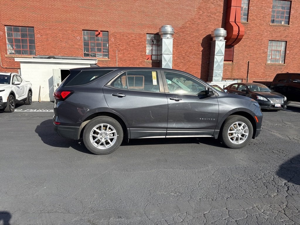 2022 Chevrolet Equinox LS
