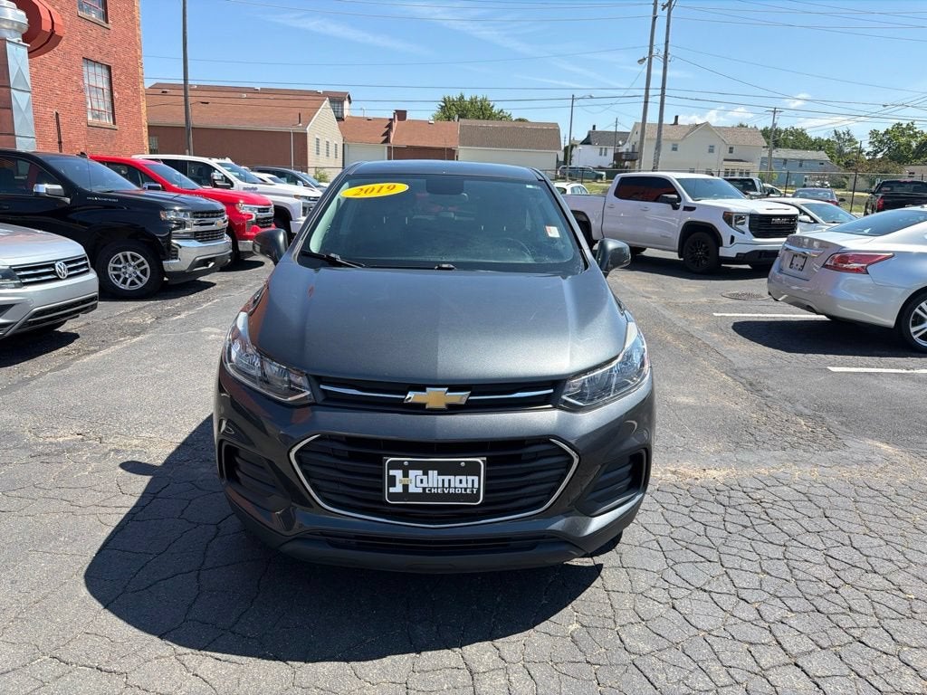 Used 2019 Chevrolet Trax LS with VIN 3GNCJNSB9KL343215 for sale in Erie, PA