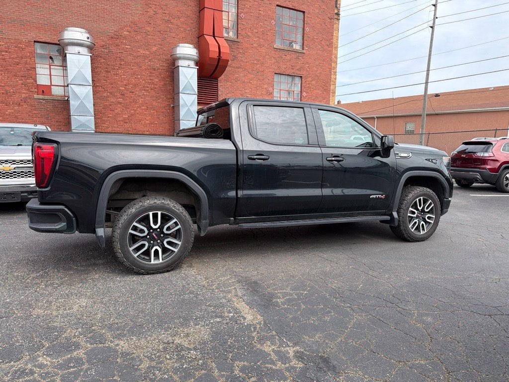 2022 GMC Sierra 1500 AT4
