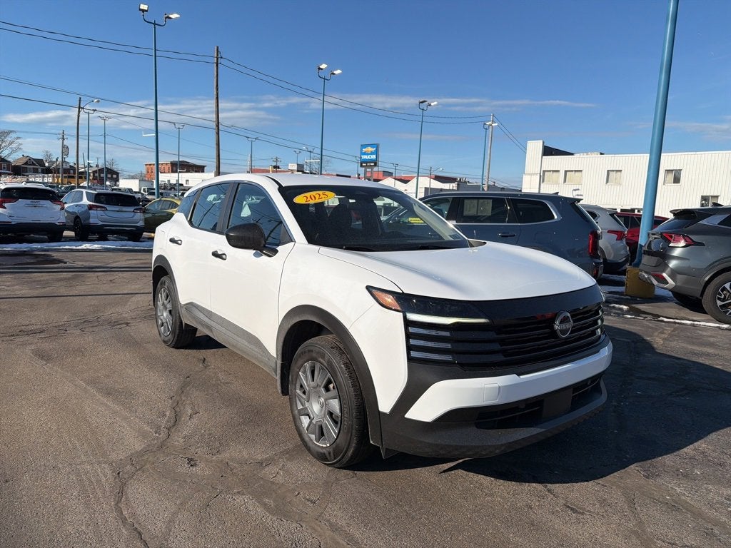 2025 Nissan Kicks S FWD