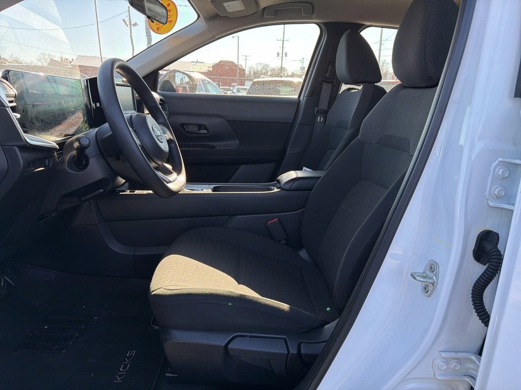 2025 Nissan Kicks S FWD