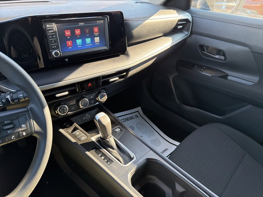 2025 Nissan Kicks S FWD