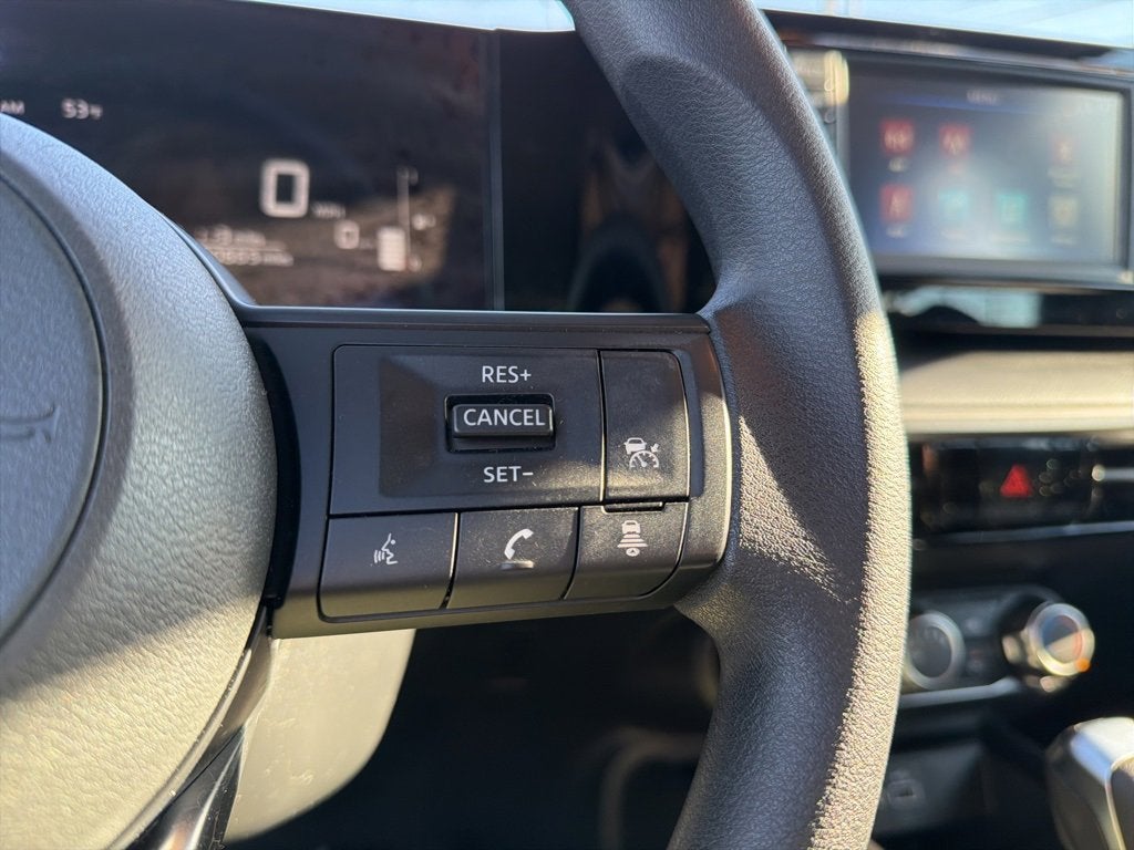 2025 Nissan Kicks S FWD