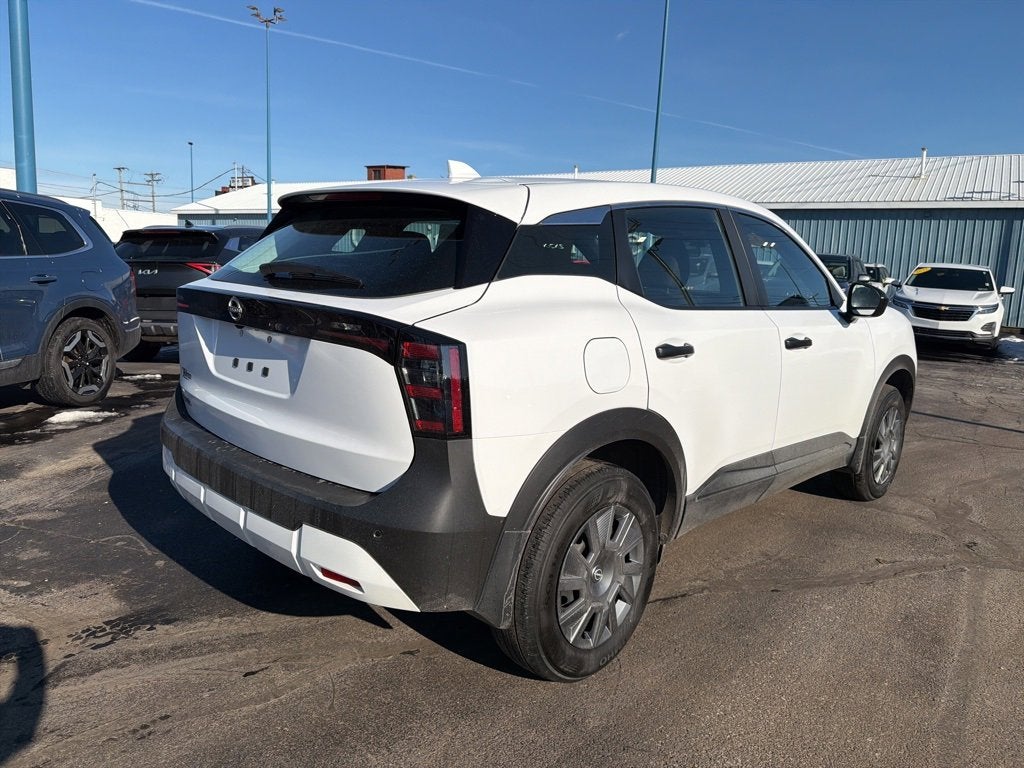 2025 Nissan Kicks S FWD