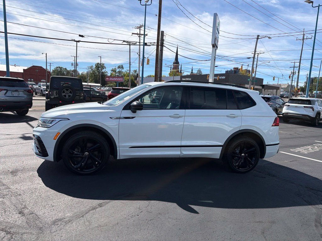 2023 Volkswagen Tiguan 2.0T SE R-Line Black