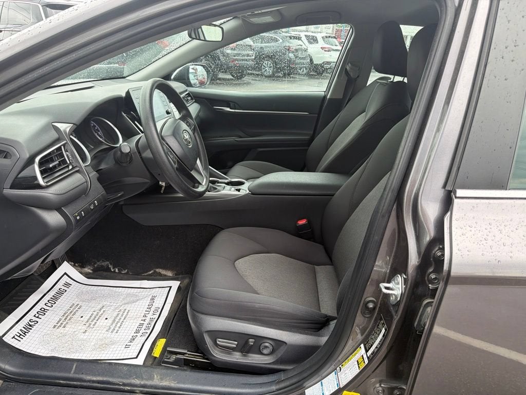 2022 Toyota Camry LE AWD