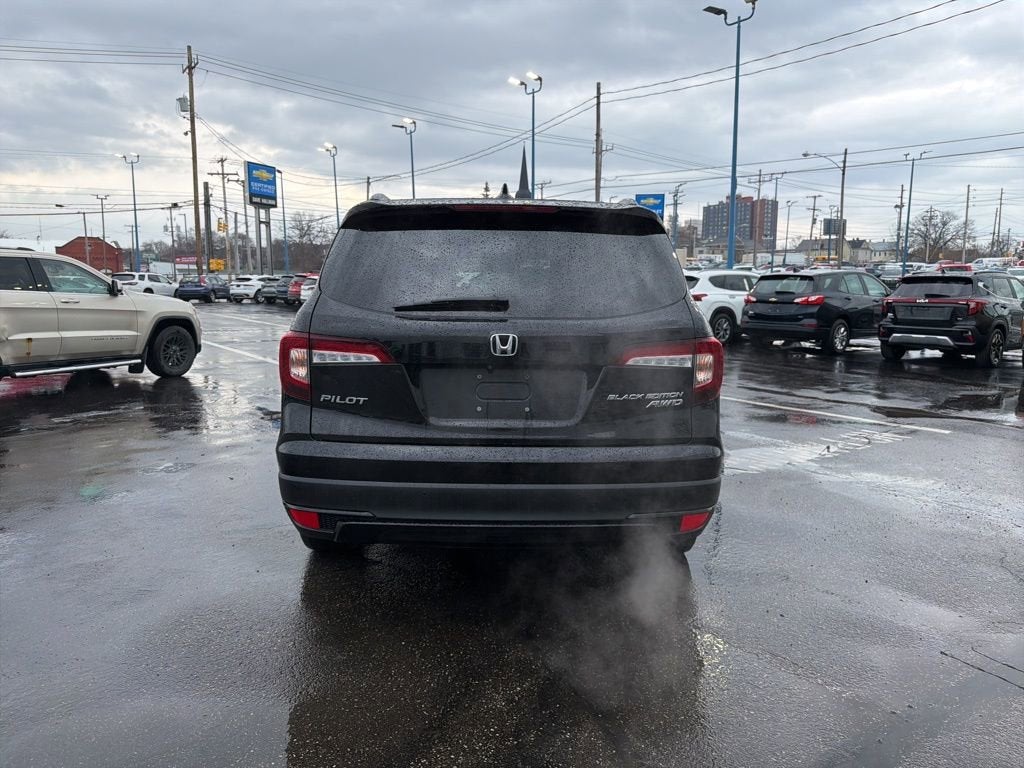 2021 Honda Pilot AWD Black Edition