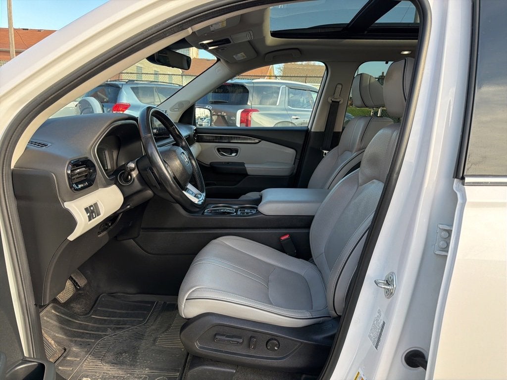 2023 Honda Pilot AWD Elite