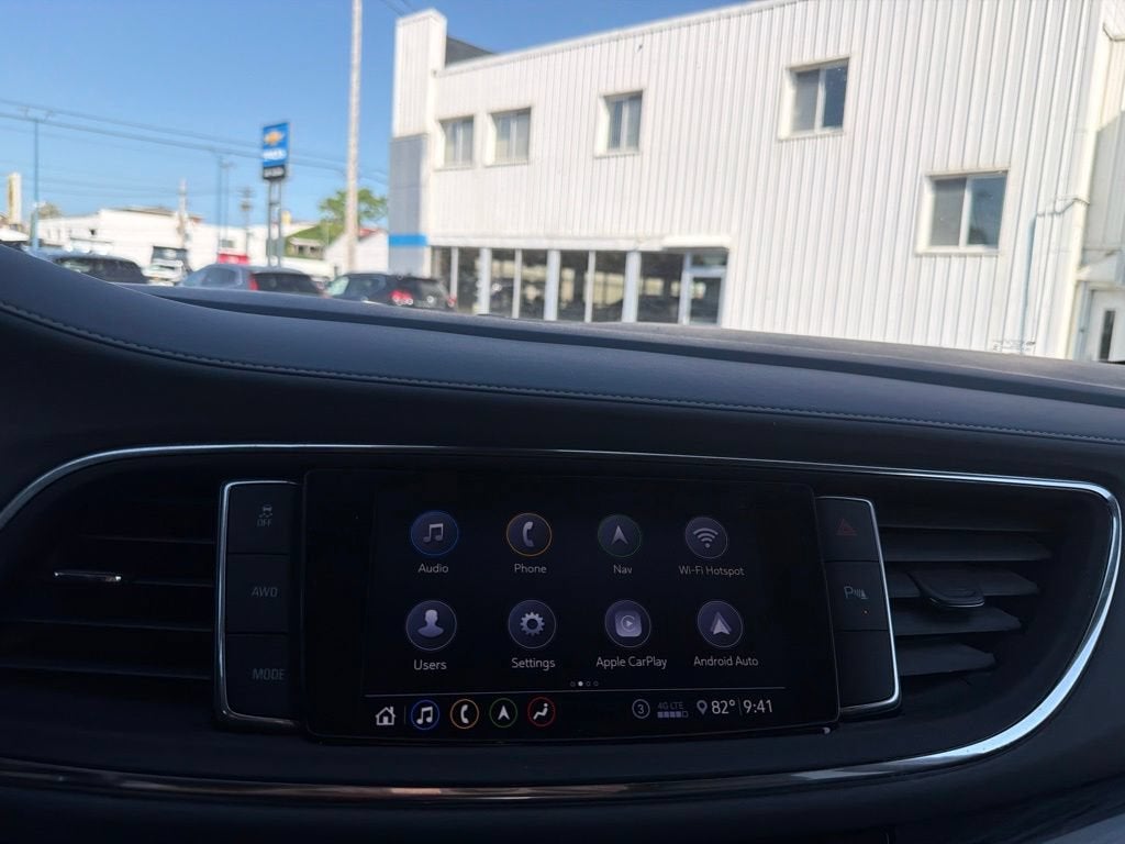 2021 Buick Enclave Essence