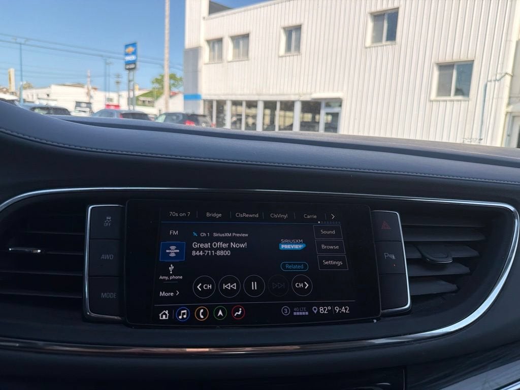 2021 Buick Enclave Essence