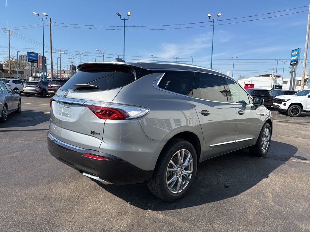 2023 Buick Enclave Premium