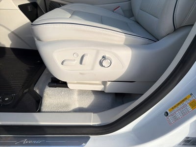 2025 Buick Enclave Avenir