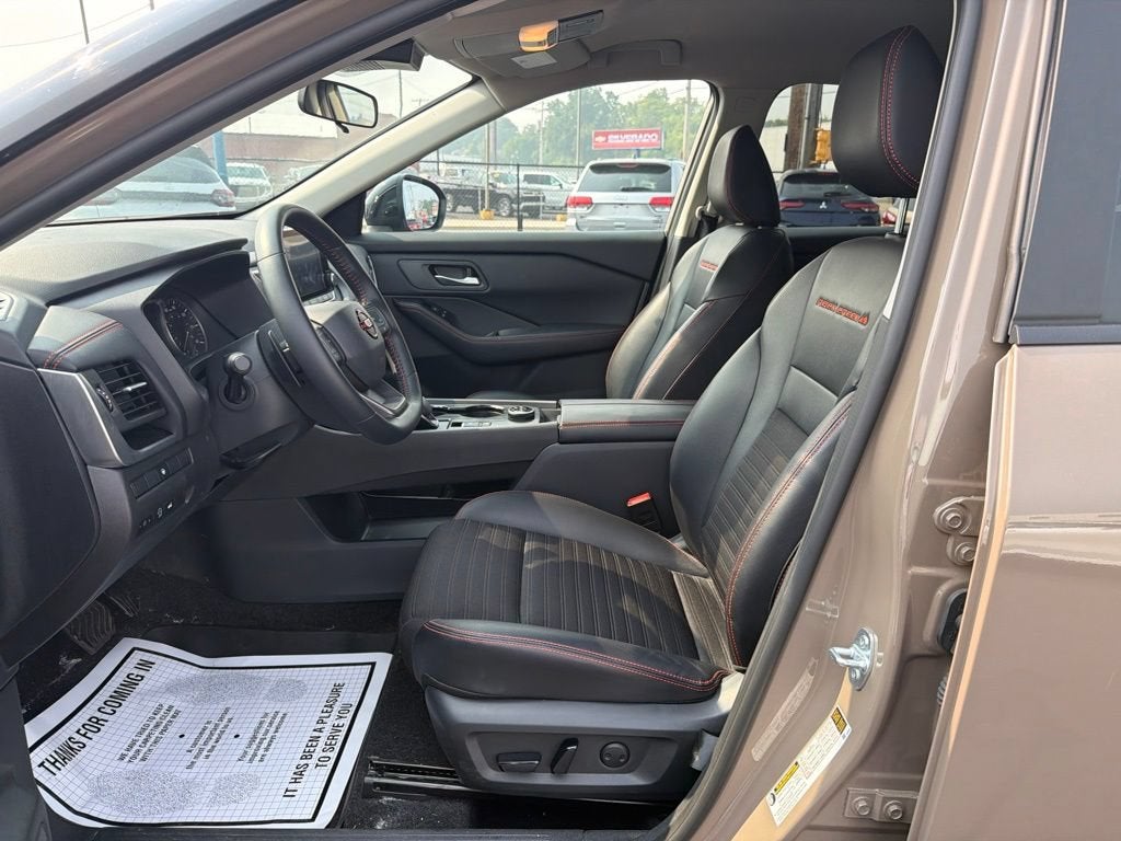 2025 Nissan Rogue Rock Creek