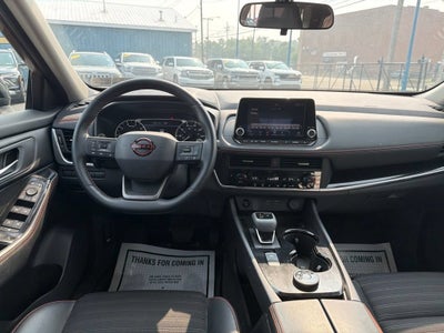 2025 Nissan Rogue Rock Creek