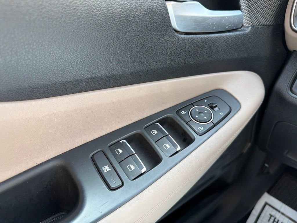2020 Hyundai Santa Fe SE