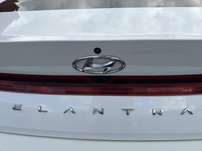 2022 Hyundai Elantra Limited
