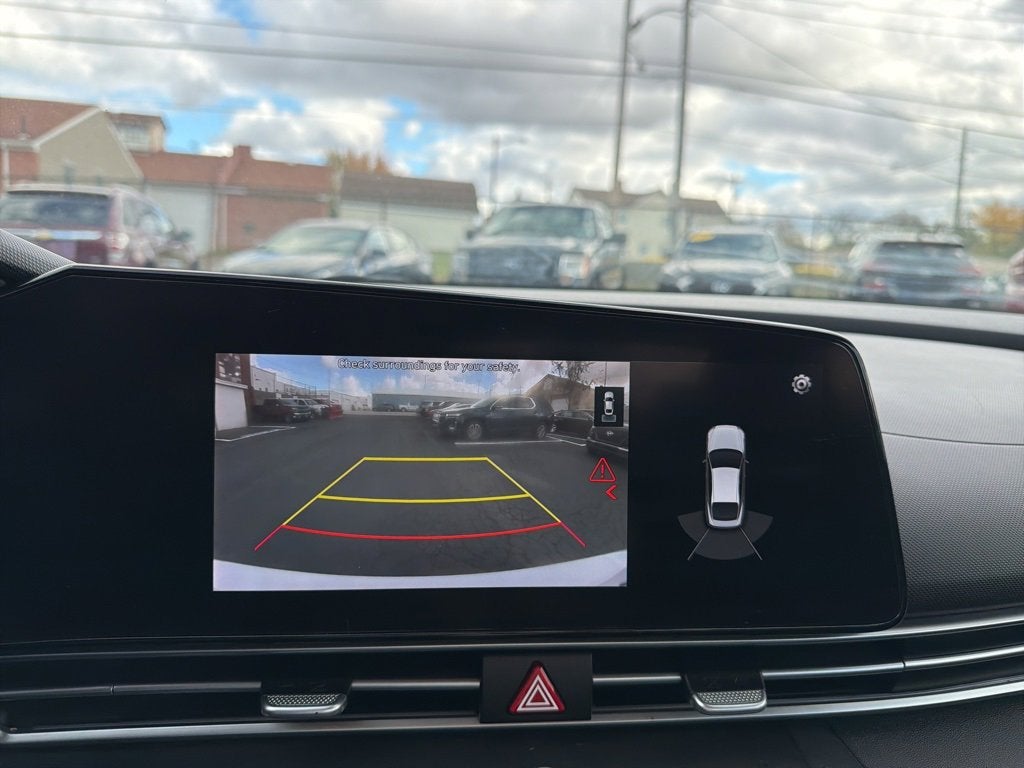 2022 Hyundai Elantra Limited